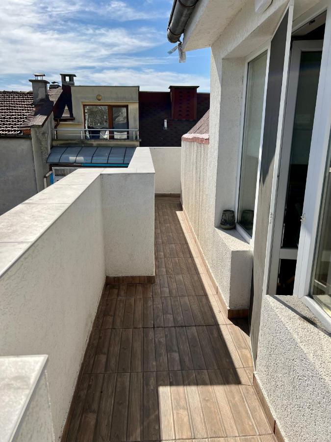 Dockview Atelier Apartment Burgas ภายนอก รูปภาพ